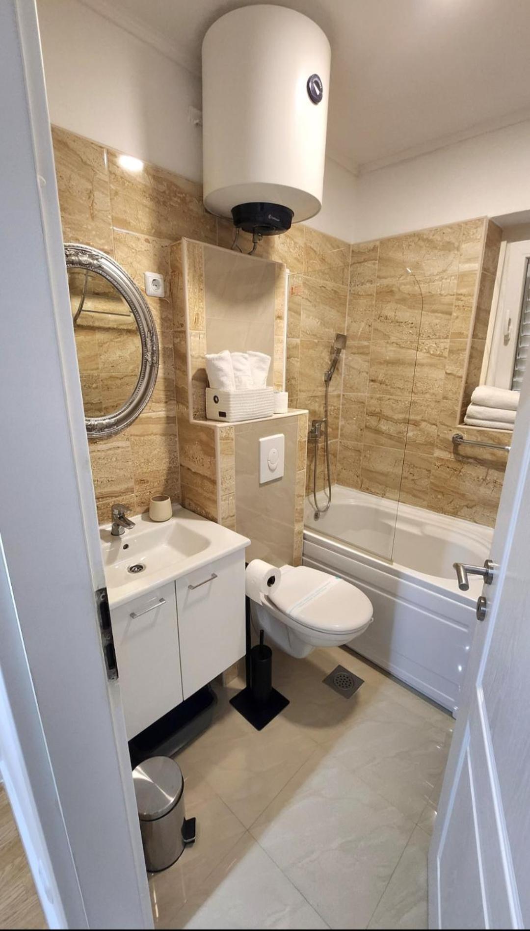 Apartments Ella マカルスカ 部屋 写真